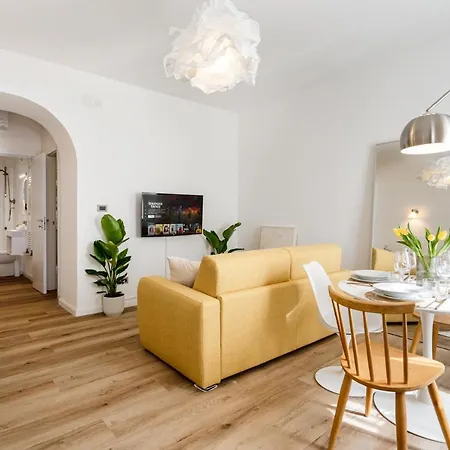 San Giusto Apartament *